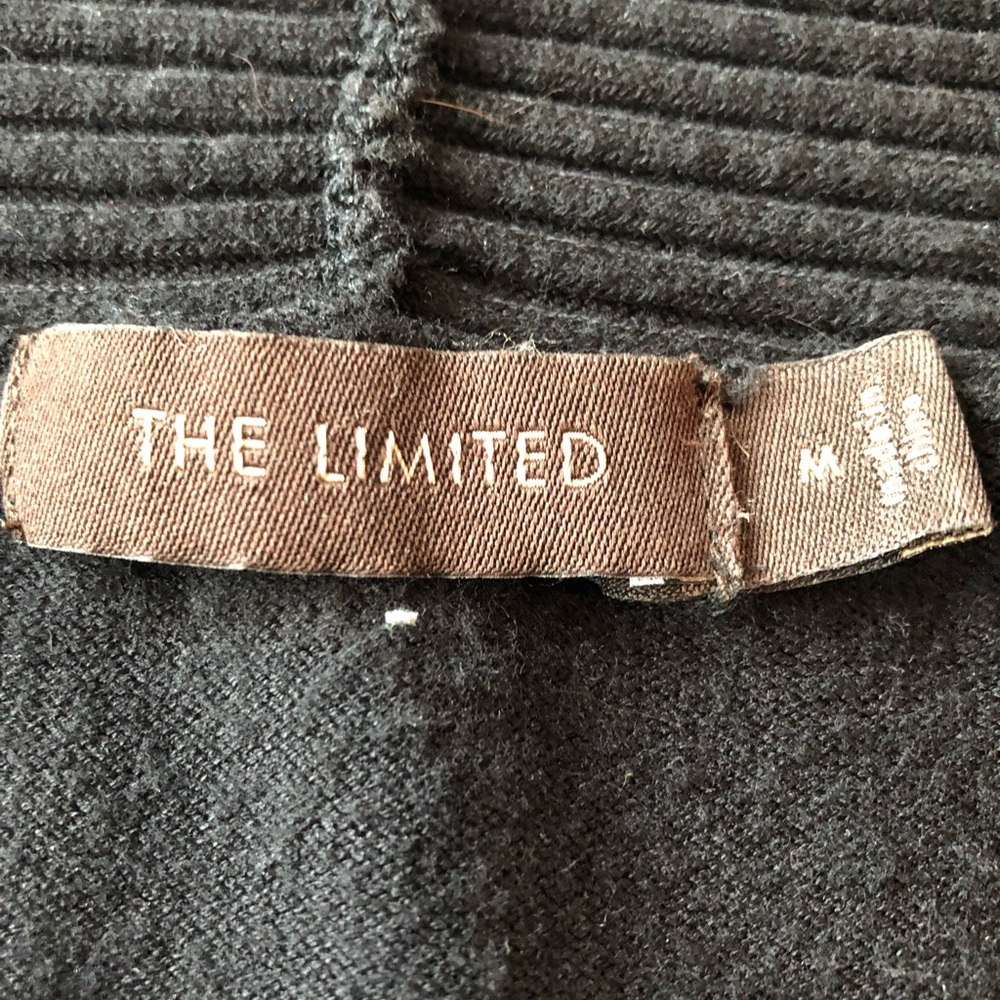 Limited Shrug sweater - Picture 2 of 4